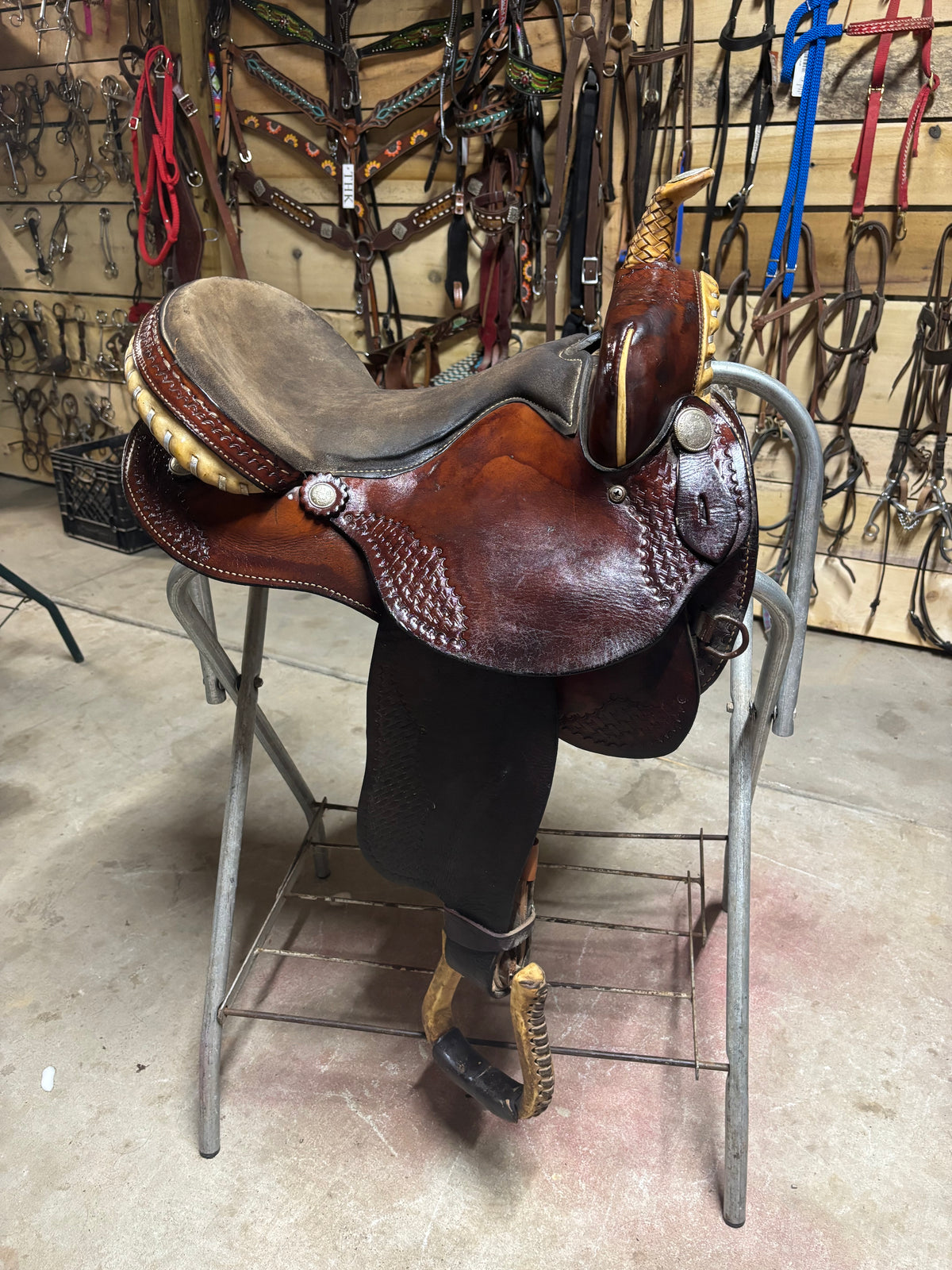 Barrel Saddle