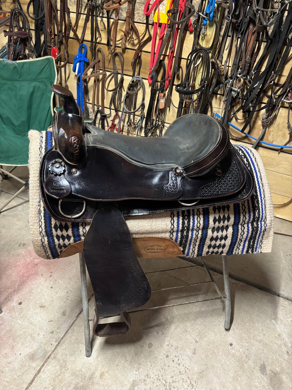 Circle D 18” seat 8” gullet