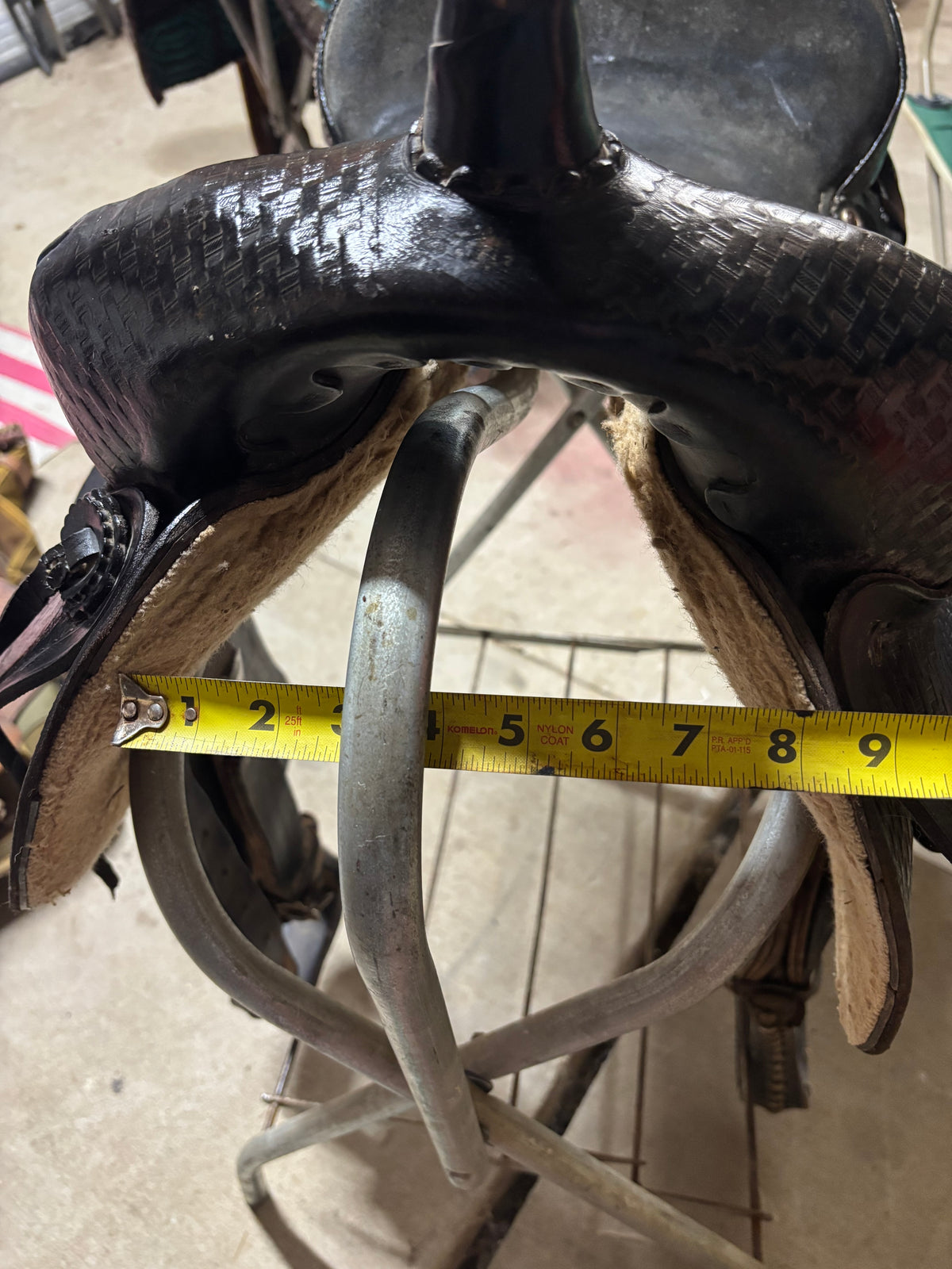 Handmade 16 seat, 8 gullet