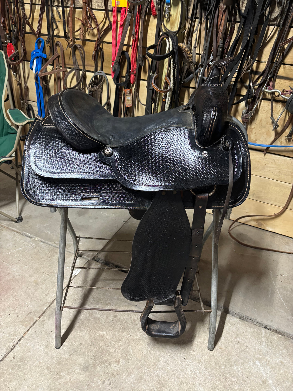 Handmade 16 seat, 8 gullet